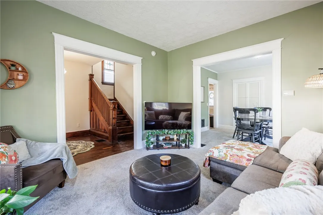 890 South Goodman Street, Rochester, New York 1462, Rochester, New York 14620, 4 Bedrooms Bedrooms, 9 Rooms Rooms,2 BathroomsBathrooms,Residential,For Sale,890 South Goodman Street, Rochester, New York 1462,0,R1644557