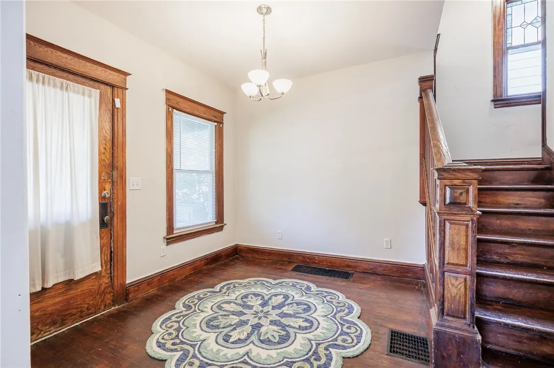 890 South Goodman Street, Rochester, New York 1462, Rochester, New York 14620, 4 Bedrooms Bedrooms, 9 Rooms Rooms,2 BathroomsBathrooms,Residential,For Sale,890 South Goodman Street, Rochester, New York 1462,0,R1644557
