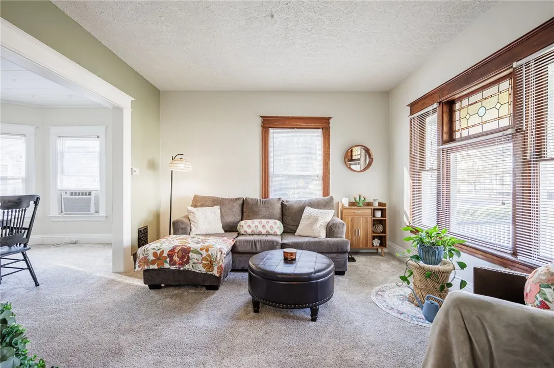 890 South Goodman Street, Rochester, New York 1462, Rochester, New York 14620, 4 Bedrooms Bedrooms, 9 Rooms Rooms,2 BathroomsBathrooms,Residential,For Sale,890 South Goodman Street, Rochester, New York 1462,0,R1644557