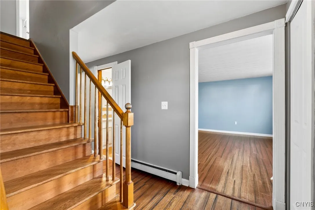 9396 Woodlawn Drive, Cicero, New York 13029, Cicero, New York 13029, 4 Bedrooms Bedrooms, 12 Rooms Rooms,1 BathroomBathrooms,Residential,For Sale,9396 Woodlawn Drive, Cicero, New York 13029,0,S1646000