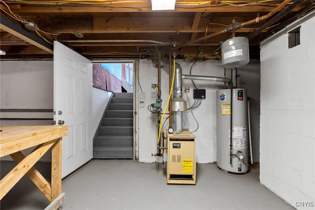 9396 Woodlawn Drive, Cicero, New York 13029, Cicero, New York 13029, 4 Bedrooms Bedrooms, 12 Rooms Rooms,1 BathroomBathrooms,Residential,For Sale,9396 Woodlawn Drive, Cicero, New York 13029,0,S1646000