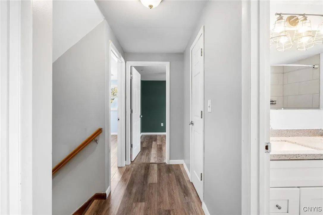 9396 Woodlawn Drive, Cicero, New York 13029, Cicero, New York 13029, 4 Bedrooms Bedrooms, 12 Rooms Rooms,1 BathroomBathrooms,Residential,For Sale,9396 Woodlawn Drive, Cicero, New York 13029,0,S1646000