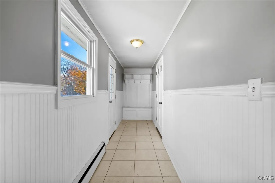 9396 Woodlawn Drive, Cicero, New York 13029, Cicero, New York 13029, 4 Bedrooms Bedrooms, 12 Rooms Rooms,1 BathroomBathrooms,Residential,For Sale,9396 Woodlawn Drive, Cicero, New York 13029,0,S1646000