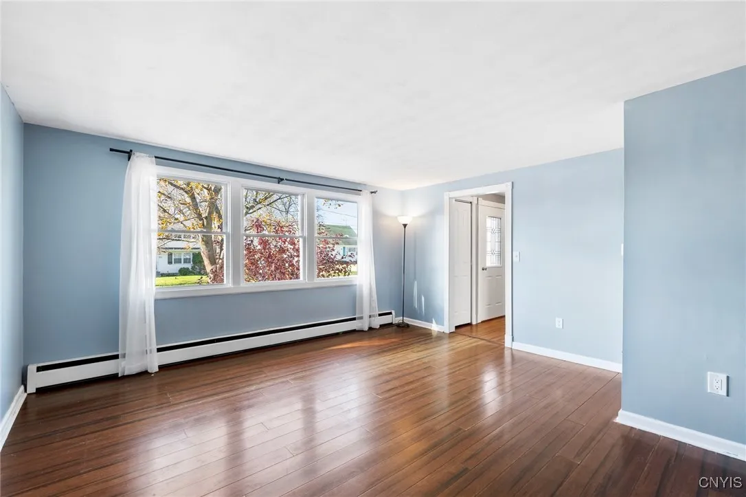 9396 Woodlawn Drive, Cicero, New York 13029, Cicero, New York 13029, 4 Bedrooms Bedrooms, 12 Rooms Rooms,1 BathroomBathrooms,Residential,For Sale,9396 Woodlawn Drive, Cicero, New York 13029,0,S1646000