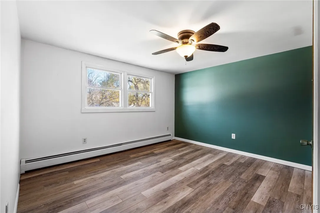 9396 Woodlawn Drive, Cicero, New York 13029, Cicero, New York 13029, 4 Bedrooms Bedrooms, 12 Rooms Rooms,1 BathroomBathrooms,Residential,For Sale,9396 Woodlawn Drive, Cicero, New York 13029,0,S1646000