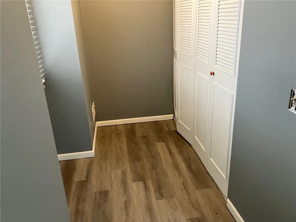 553 French Road, Brighton, New York 14618, Brighton, New York 14618, 2 Bedrooms Bedrooms, 5 Rooms Rooms,1 BathroomBathrooms,Residential Lease,For Rent,553 French Road, Brighton, New York 14618,0,R1650298