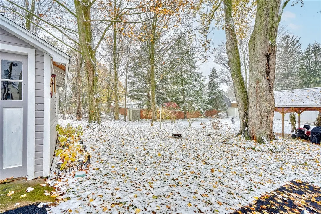 113 W Main Street, Manchester, New York 14548, Manchester, New York 14548, 3 Bedrooms Bedrooms, 6 Rooms Rooms,1 BathroomBathrooms,Residential,For Sale,113 W Main Street, Manchester, New York 14548,0,R1650037