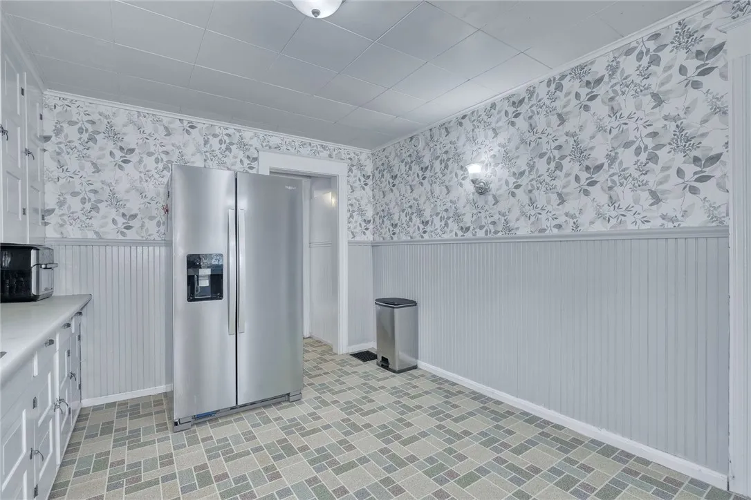 113 W Main Street, Manchester, New York 14548, Manchester, New York 14548, 3 Bedrooms Bedrooms, 6 Rooms Rooms,1 BathroomBathrooms,Residential,For Sale,113 W Main Street, Manchester, New York 14548,0,R1650037