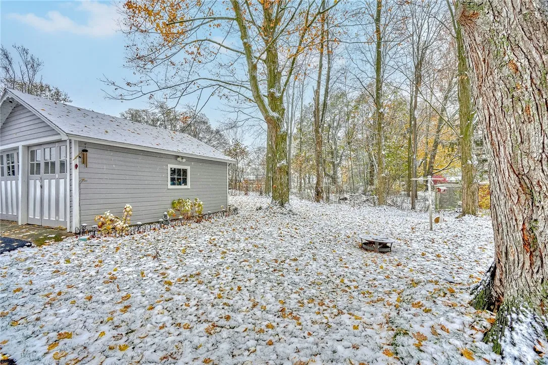 113 W Main Street, Manchester, New York 14548, Manchester, New York 14548, 3 Bedrooms Bedrooms, 6 Rooms Rooms,1 BathroomBathrooms,Residential,For Sale,113 W Main Street, Manchester, New York 14548,0,R1650037