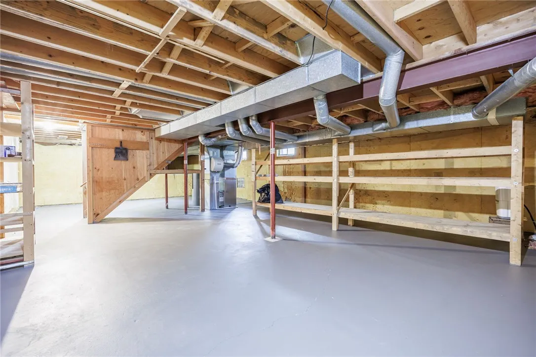 351 Monroe Wayne County Line Road, Perinton, New Y, Perinton, New York 14502, 4 Bedrooms Bedrooms, 8 Rooms Rooms,2 BathroomsBathrooms,Residential,For Sale,351 Monroe Wayne County Line Road, Perinton, New Y,0,R1650147