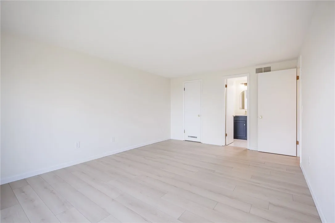 351 Monroe Wayne County Line Road, Perinton, New Y, Perinton, New York 14502, 4 Bedrooms Bedrooms, 8 Rooms Rooms,2 BathroomsBathrooms,Residential,For Sale,351 Monroe Wayne County Line Road, Perinton, New Y,0,R1650147