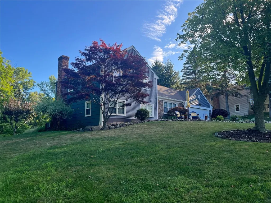 55 Wincanton Drive, Perinton, New York 14450, Perinton, New York 14450, 4 Bedrooms Bedrooms, 9 Rooms Rooms,2 BathroomsBathrooms,Residential,For Sale,55 Wincanton Drive, Perinton, New York 14450,0,R1650043