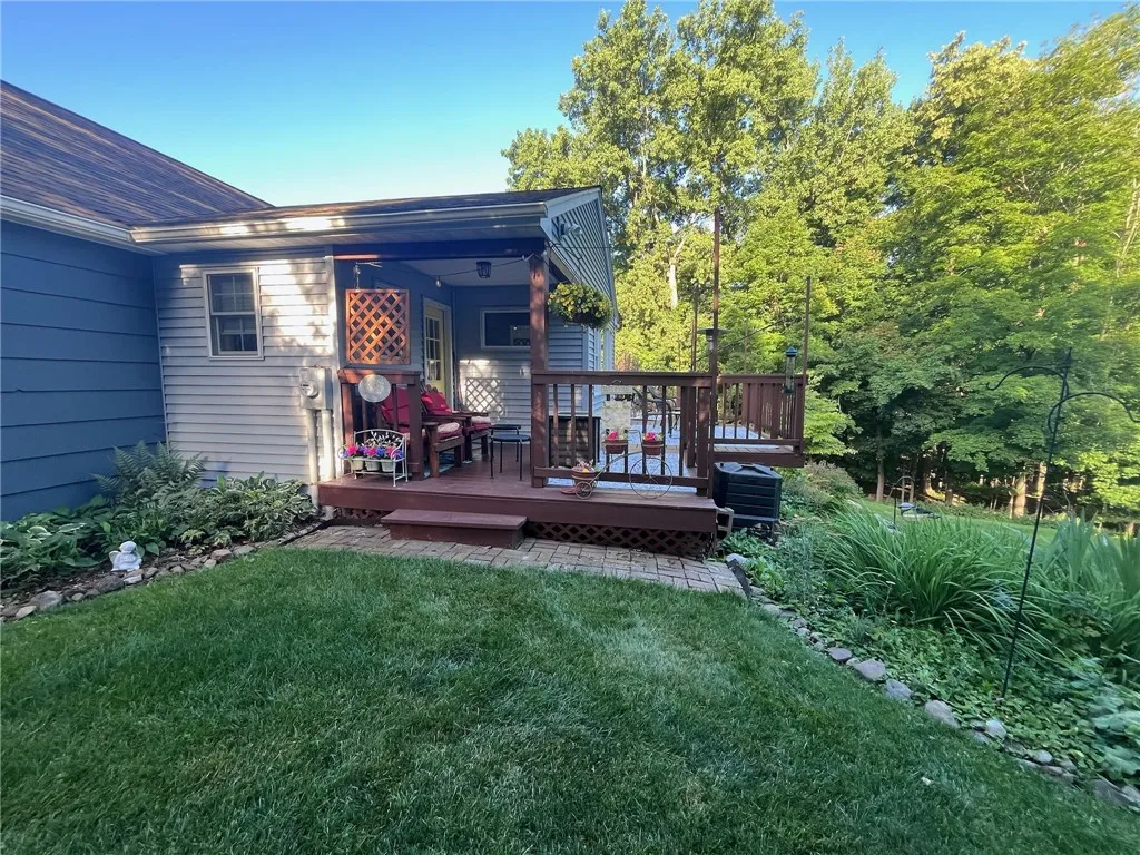 55 Wincanton Drive, Perinton, New York 14450, Perinton, New York 14450, 4 Bedrooms Bedrooms, 9 Rooms Rooms,2 BathroomsBathrooms,Residential,For Sale,55 Wincanton Drive, Perinton, New York 14450,0,R1650043
