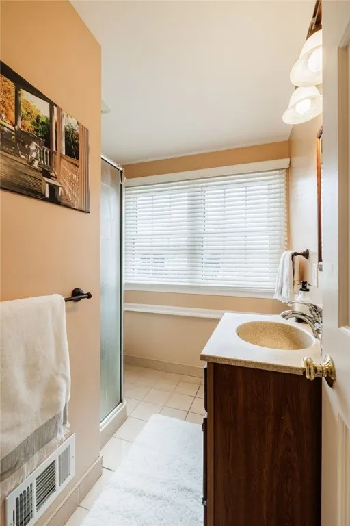 55 Wincanton Drive, Perinton, New York 14450, Perinton, New York 14450, 4 Bedrooms Bedrooms, 9 Rooms Rooms,2 BathroomsBathrooms,Residential,For Sale,55 Wincanton Drive, Perinton, New York 14450,0,R1650043