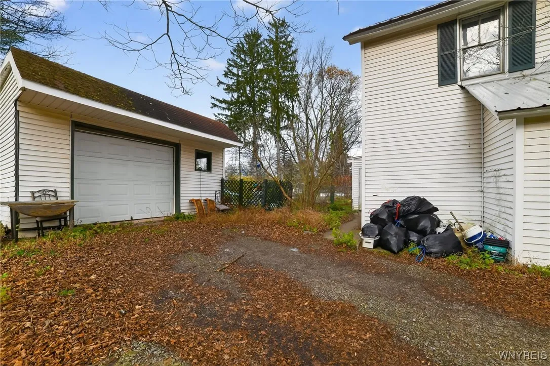 7 Pruyn Street, Bainbridge, New York 13733, Bainbridge, New York 13733, 3 Bedrooms Bedrooms, 6 Rooms Rooms,1 BathroomBathrooms,Residential,For Sale,7 Pruyn Street, Bainbridge, New York 13733,0,B1650366