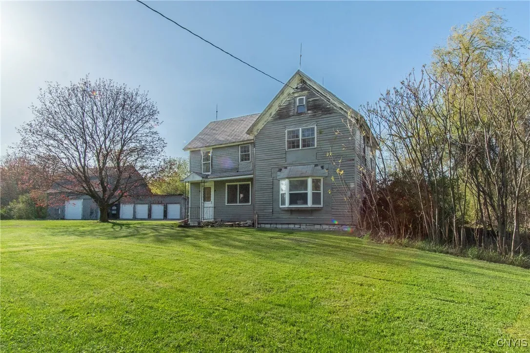 37931 State Route 12e, Clayton, New York 13624, Clayton, New York 13624, 4 Bedrooms Bedrooms, 9 Rooms Rooms,1 BathroomBathrooms,Residential,For Sale,37931 State Route 12e, Clayton, New York 13624,0,S1650131