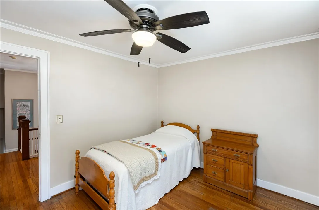 4430 Saint Paul Boulevard, Irondequoit, New York 1, Irondequoit, New York 14617, 5 Bedrooms Bedrooms, 9 Rooms Rooms,2 BathroomsBathrooms,Residential,For Sale,4430 Saint Paul Boulevard, Irondequoit, New York 1,0,R1649727