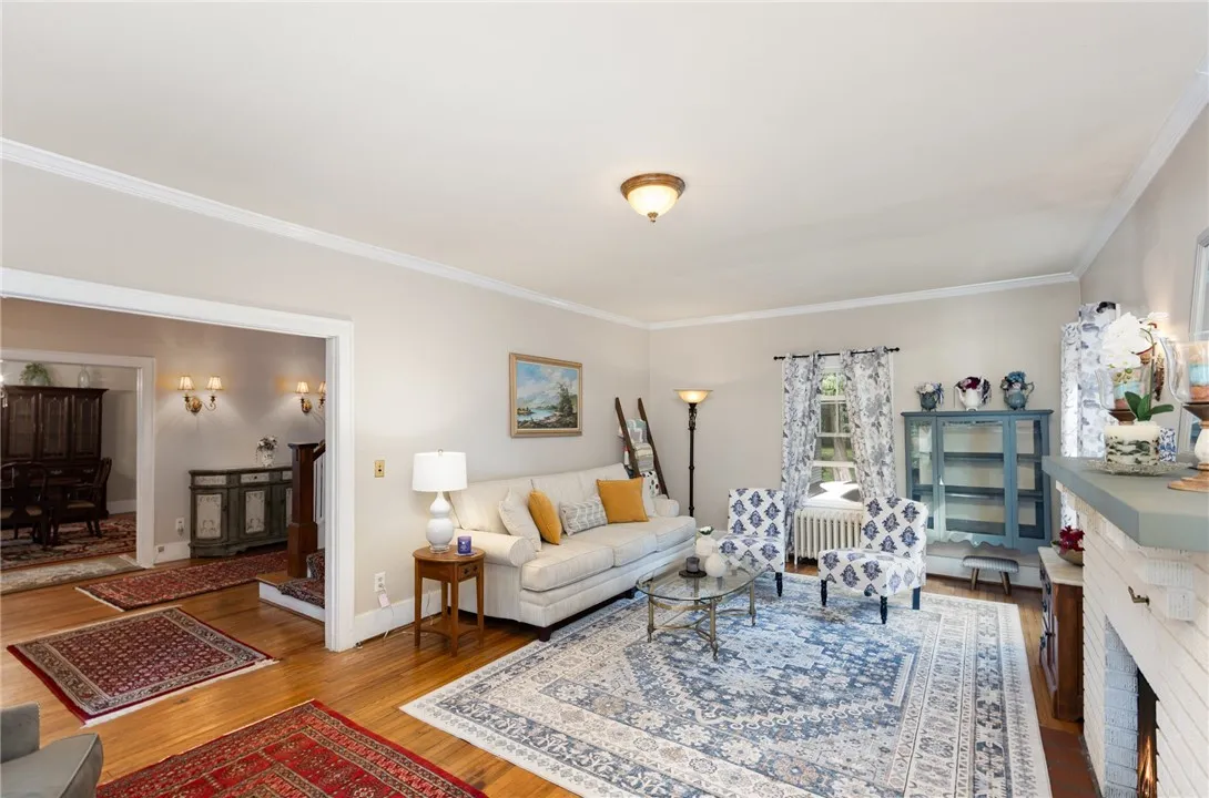 4430 Saint Paul Boulevard, Irondequoit, New York 1, Irondequoit, New York 14617, 5 Bedrooms Bedrooms, 9 Rooms Rooms,2 BathroomsBathrooms,Residential,For Sale,4430 Saint Paul Boulevard, Irondequoit, New York 1,0,R1649727