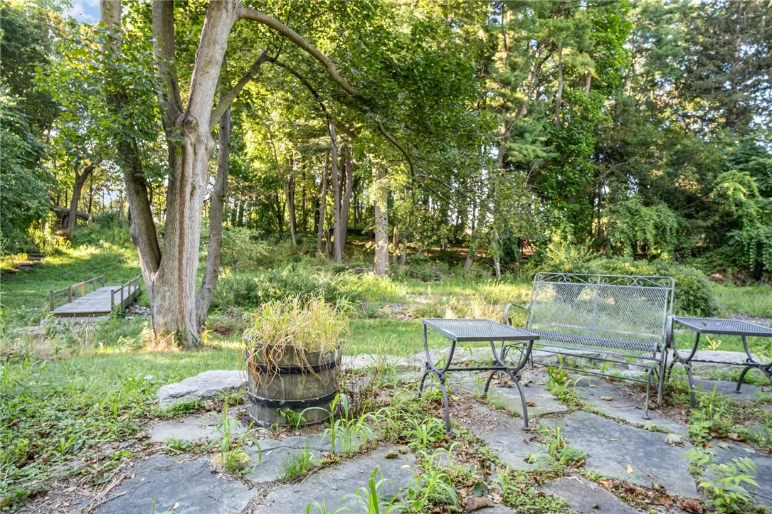 4430 Saint Paul Boulevard, Irondequoit, New York 1, Irondequoit, New York 14617, 5 Bedrooms Bedrooms, 9 Rooms Rooms,2 BathroomsBathrooms,Residential,For Sale,4430 Saint Paul Boulevard, Irondequoit, New York 1,0,R1649727