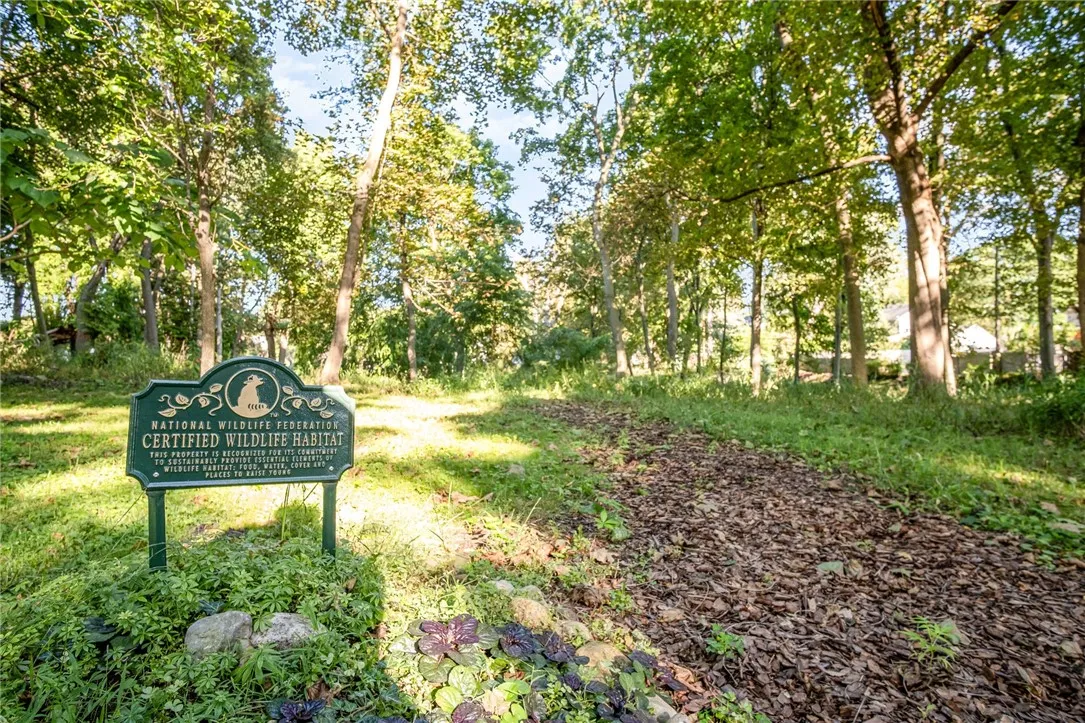 4430 Saint Paul Boulevard, Irondequoit, New York 1, Irondequoit, New York 14617, 5 Bedrooms Bedrooms, 9 Rooms Rooms,2 BathroomsBathrooms,Residential,For Sale,4430 Saint Paul Boulevard, Irondequoit, New York 1,0,R1649727