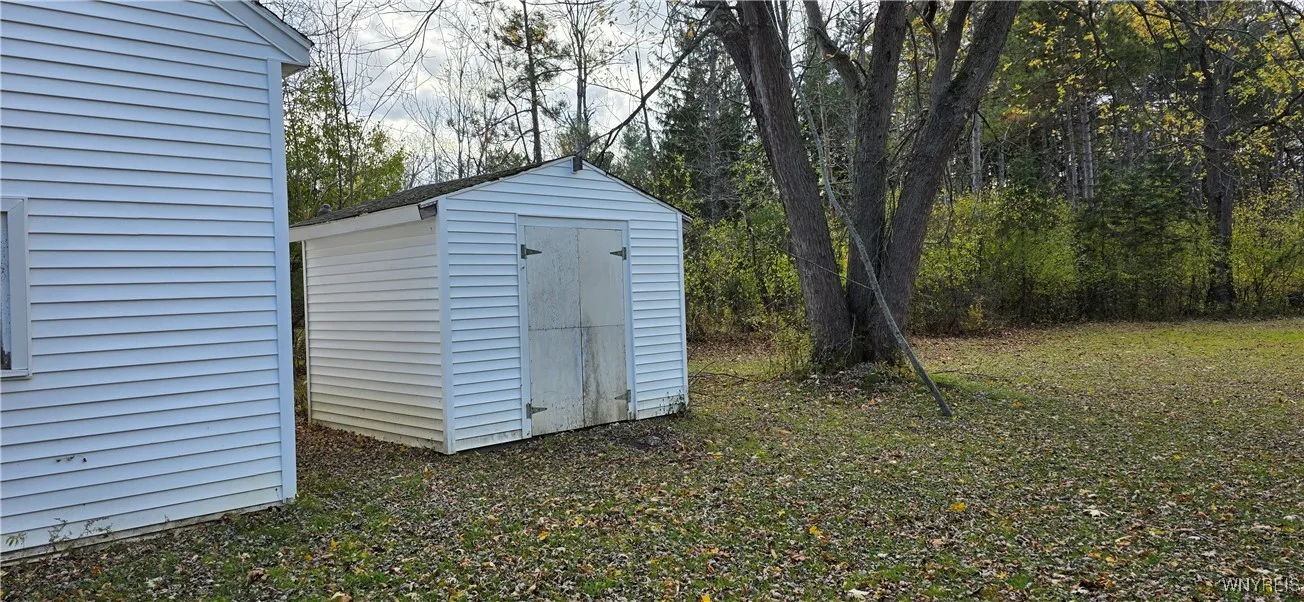 2920 Angle Road, Orchard Park, New York 14127, Orchard Park, New York 14127, 3 Bedrooms Bedrooms, 6 Rooms Rooms,1 BathroomBathrooms,Residential,For Sale,2920 Angle Road, Orchard Park, New York 14127,0,B1649470