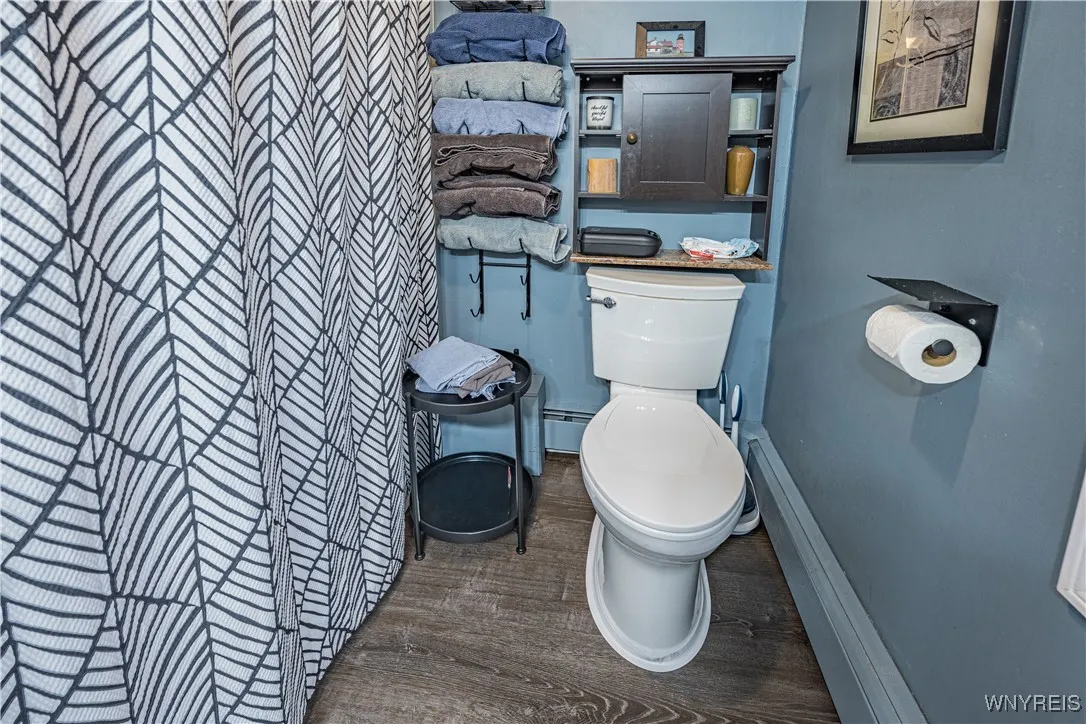 120 South Transit Street, Lockport City, New York, Lockport City, New York 14094, 4 Bedrooms Bedrooms, 9 Rooms Rooms,1 BathroomBathrooms,Residential,For Sale,120 South Transit Street, Lockport City, New York ,0,B1650312