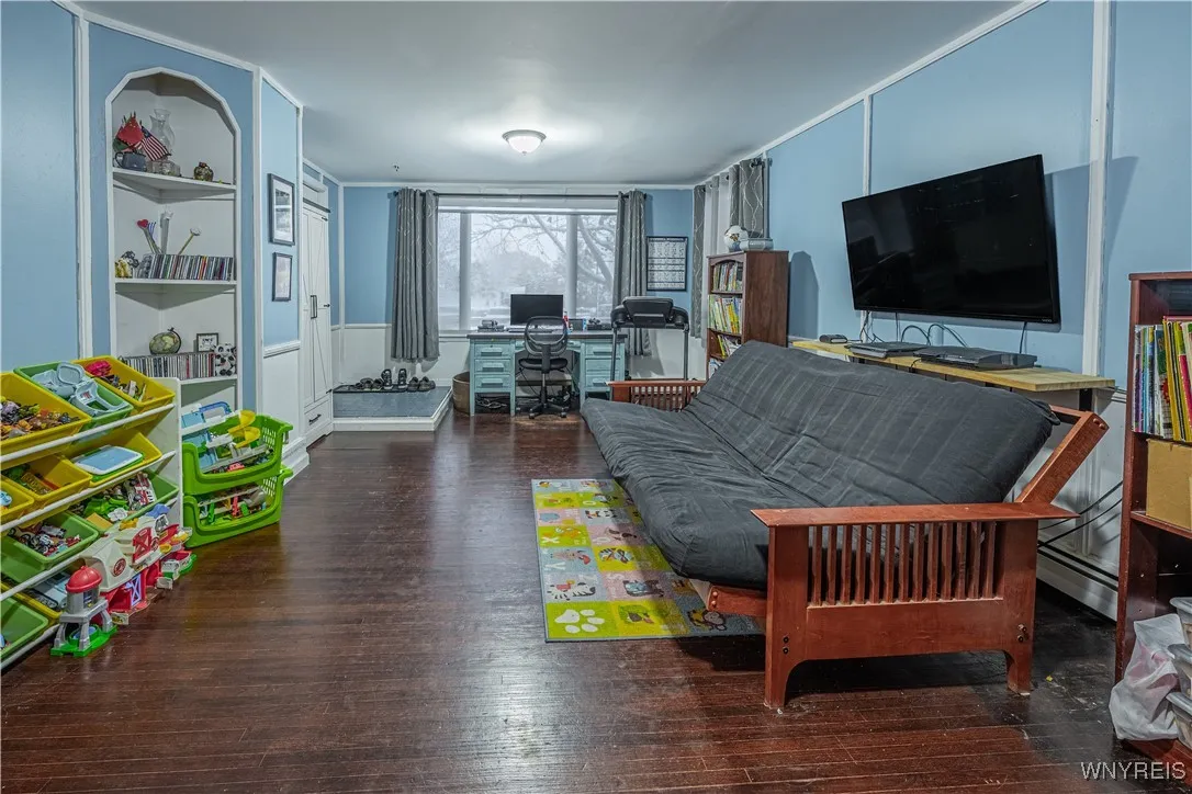 120 South Transit Street, Lockport City, New York, Lockport City, New York 14094, 4 Bedrooms Bedrooms, 9 Rooms Rooms,1 BathroomBathrooms,Residential,For Sale,120 South Transit Street, Lockport City, New York ,0,B1650312