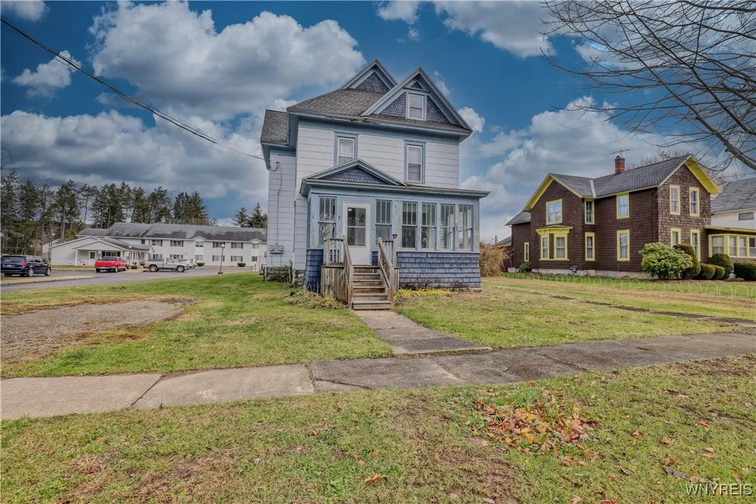 7 Franklin Street, Franklinville, New York 14737, Franklinville, New York 14737, 4 Bedrooms Bedrooms, ,2 BathroomsBathrooms,Residential,For Sale,7 Franklin Street, Franklinville, New York 14737,0,B1650380