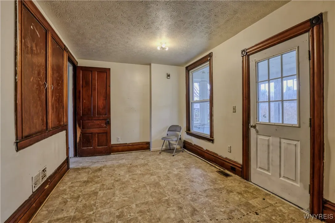 7 Franklin Street, Franklinville, New York 14737, Franklinville, New York 14737, 4 Bedrooms Bedrooms, ,2 BathroomsBathrooms,Residential,For Sale,7 Franklin Street, Franklinville, New York 14737,0,B1650380