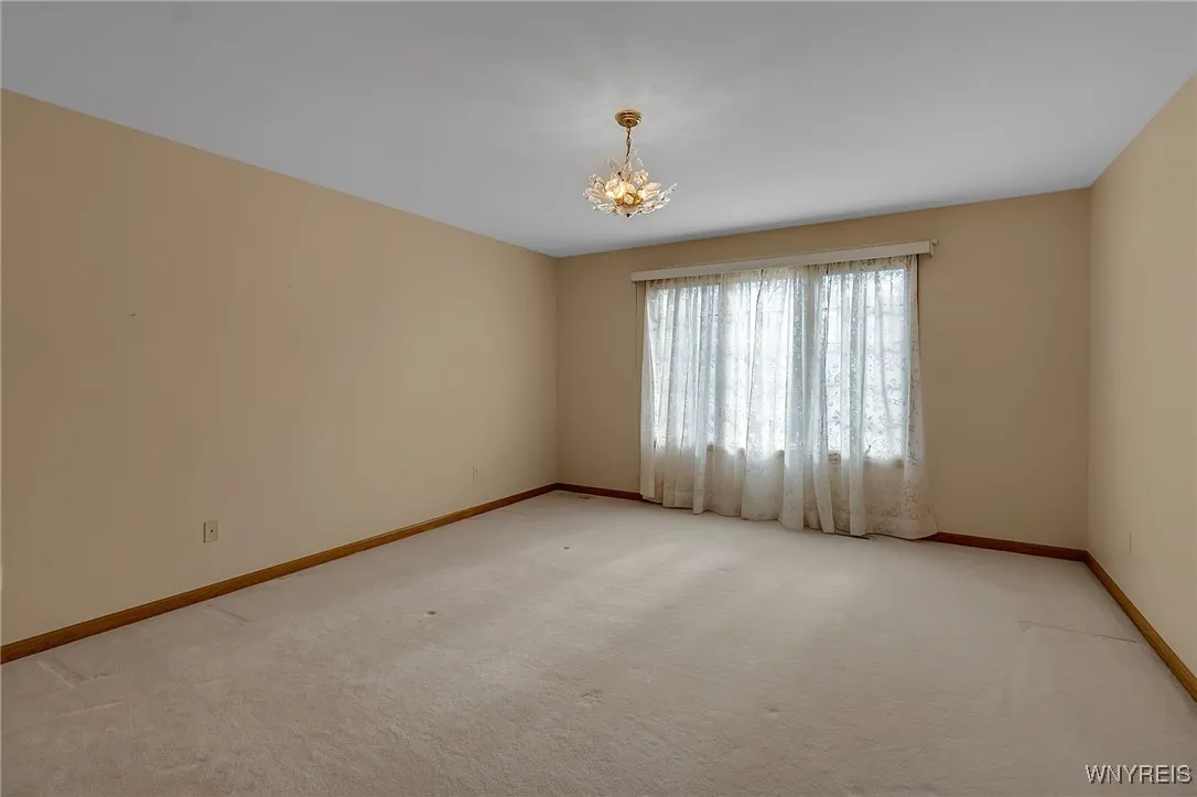 9420 Wehrle Drive, Clarence, New York 14031, Clarence, New York 14031, 3 Bedrooms Bedrooms, 8 Rooms Rooms,2 BathroomsBathrooms,Residential,For Sale,9420 Wehrle Drive, Clarence, New York 14031,0,B1650175
