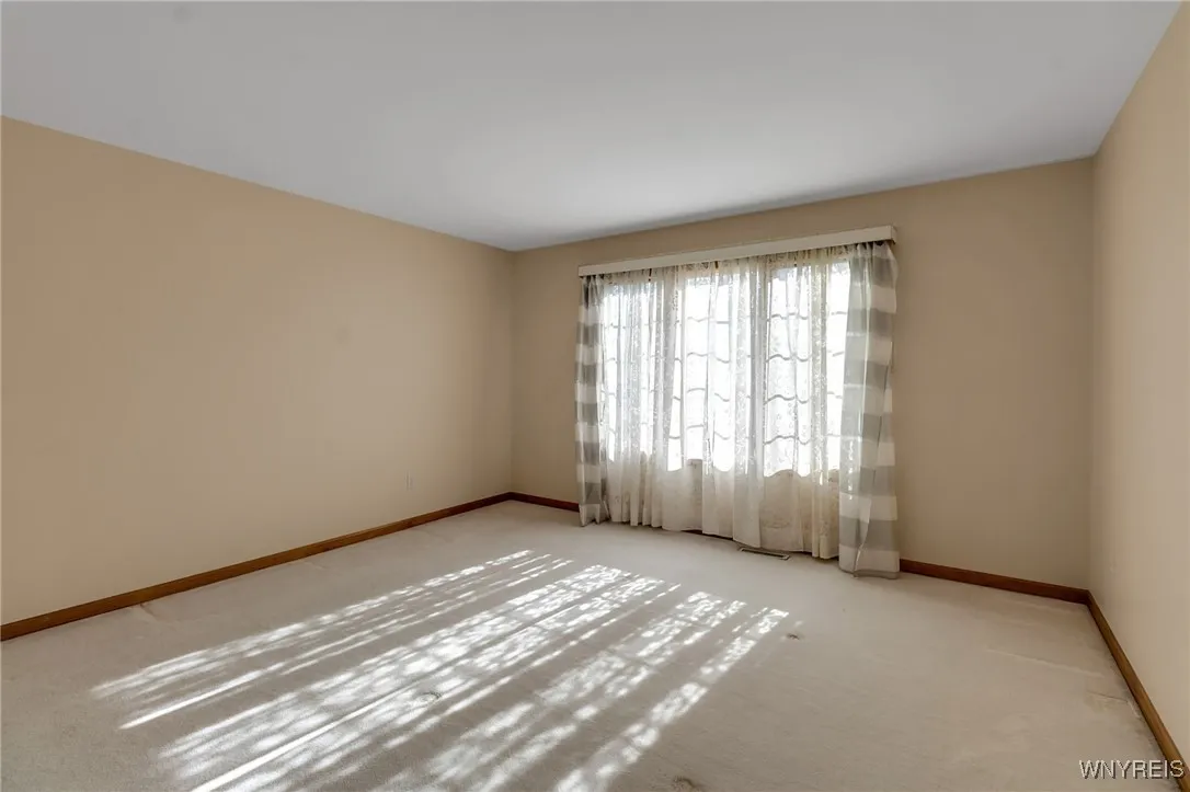 9420 Wehrle Drive, Clarence, New York 14031, Clarence, New York 14031, 3 Bedrooms Bedrooms, 8 Rooms Rooms,2 BathroomsBathrooms,Residential,For Sale,9420 Wehrle Drive, Clarence, New York 14031,0,B1650175