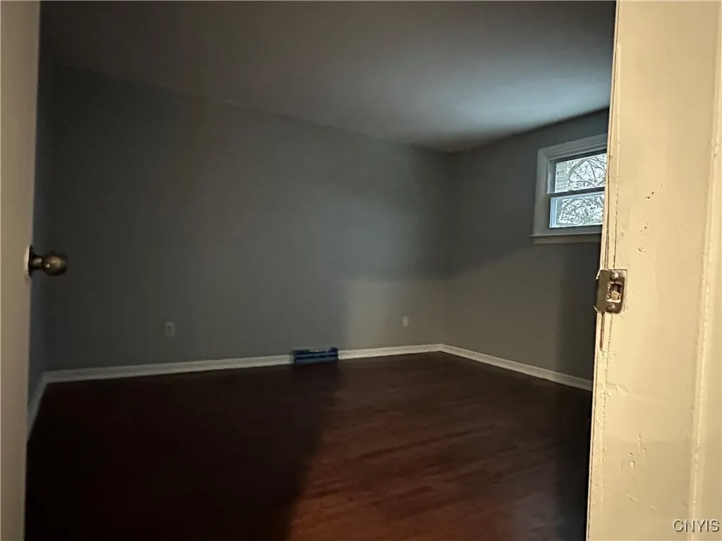 126 Delong Avenue, Syracuse, New York 13208, Syracuse, New York 13208, 2 Bedrooms Bedrooms, 4 Rooms Rooms,1 BathroomBathrooms,Residential,For Sale,126 Delong Avenue, Syracuse, New York 13208,0,S1649784