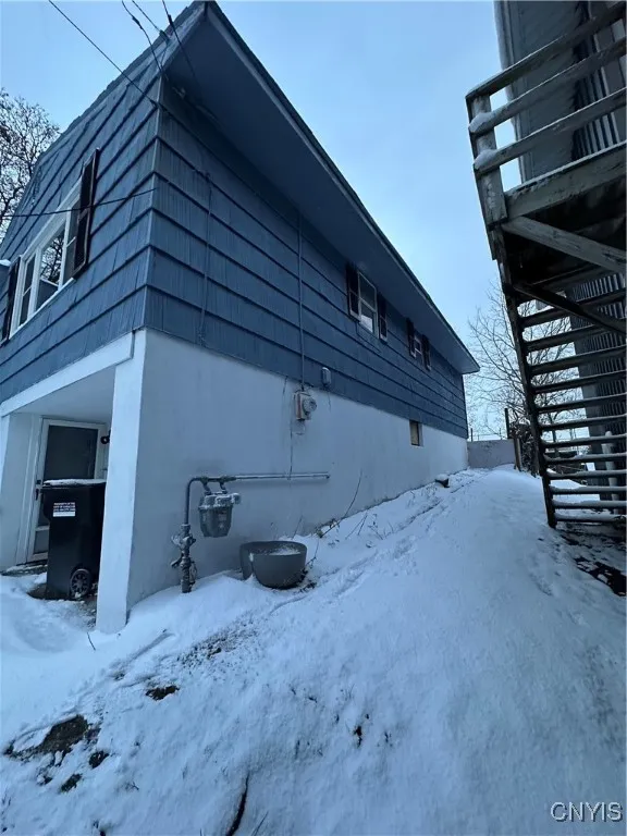 126 Delong Avenue, Syracuse, New York 13208, Syracuse, New York 13208, 2 Bedrooms Bedrooms, 4 Rooms Rooms,1 BathroomBathrooms,Residential,For Sale,126 Delong Avenue, Syracuse, New York 13208,0,S1649784