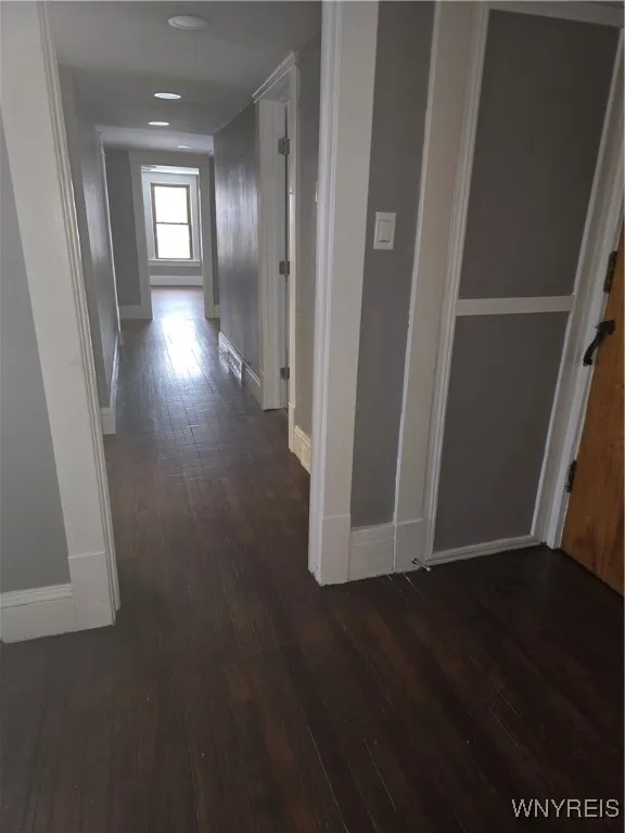 37 Minnesota Avenue 3, Buffalo, New York 14214, Buffalo, New York 14214, 3 Bedrooms Bedrooms, 5 Rooms Rooms,1 BathroomBathrooms,Residential Lease,For Rent,37 Minnesota Avenue 3, Buffalo, New York 14214,0,B1650205