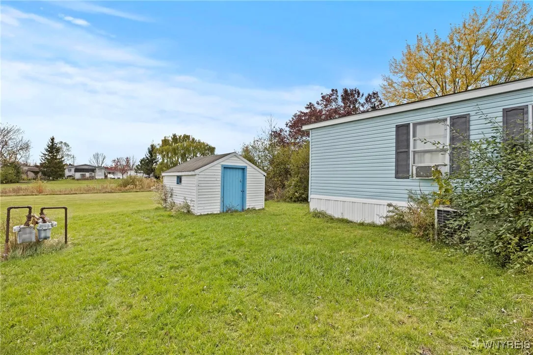 533 Applewood Drive, Lockport Town, New York 14094, Lockport Town, New York 14094, 2 Bedrooms Bedrooms, 6 Rooms Rooms,2 BathroomsBathrooms,Residential,For Sale,533 Applewood Drive, Lockport Town, New York 14094,0,B1650392