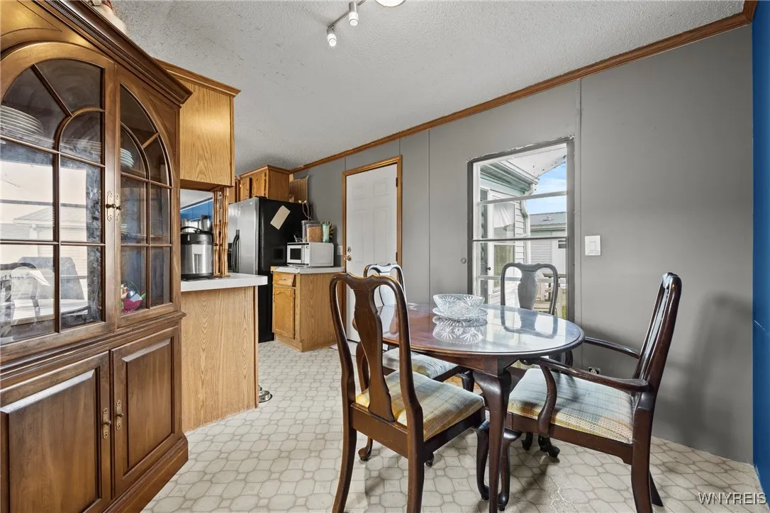 533 Applewood Drive, Lockport Town, New York 14094, Lockport Town, New York 14094, 2 Bedrooms Bedrooms, 6 Rooms Rooms,2 BathroomsBathrooms,Residential,For Sale,533 Applewood Drive, Lockport Town, New York 14094,0,B1650392