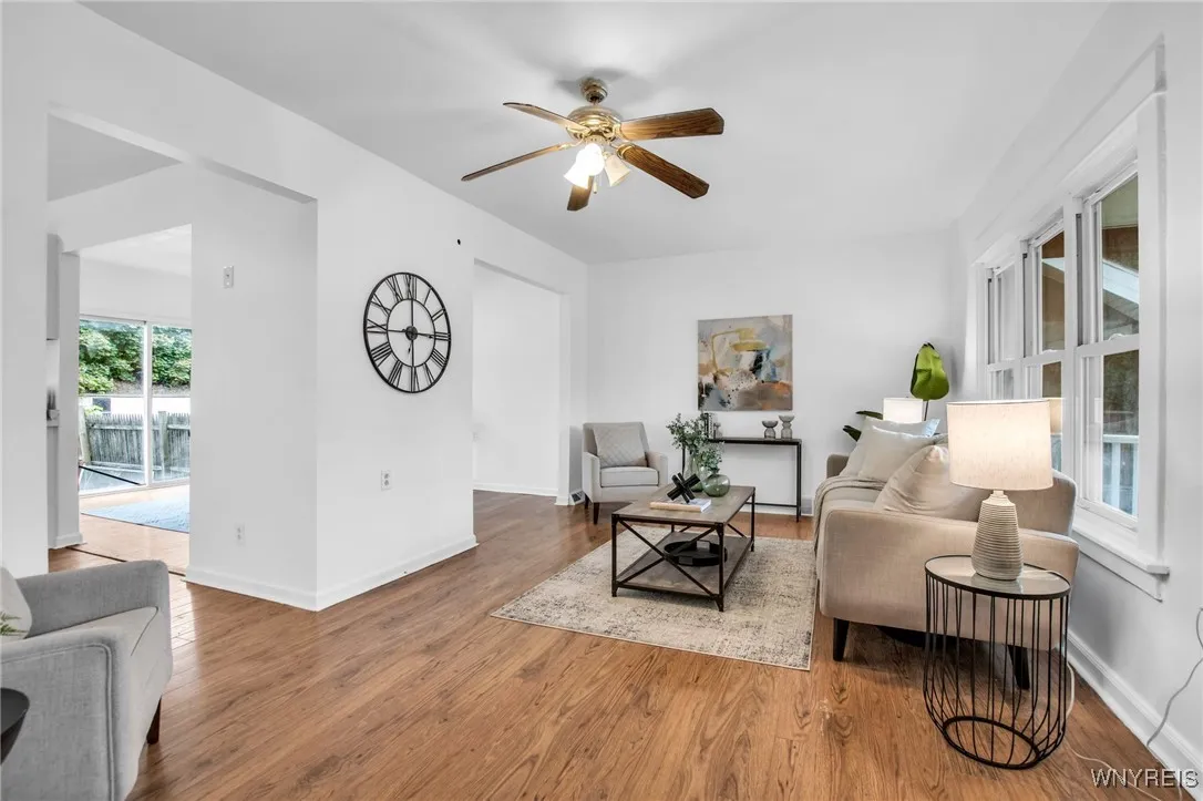 67 Lockwood Avenue, Buffalo, New York 14220, Buffalo, New York 14220, 3 Bedrooms Bedrooms, 7 Rooms Rooms,1 BathroomBathrooms,Residential,For Sale,67 Lockwood Avenue, Buffalo, New York 14220,0,B1650307