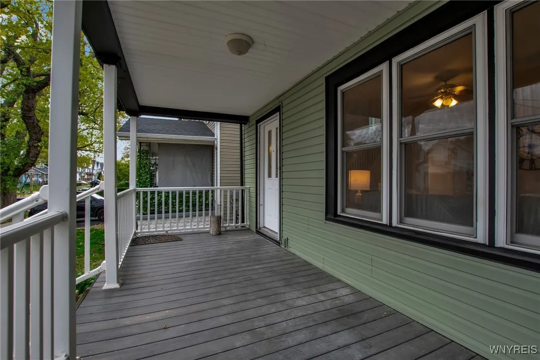 67 Lockwood Avenue, Buffalo, New York 14220, Buffalo, New York 14220, 3 Bedrooms Bedrooms, 7 Rooms Rooms,1 BathroomBathrooms,Residential,For Sale,67 Lockwood Avenue, Buffalo, New York 14220,0,B1650307