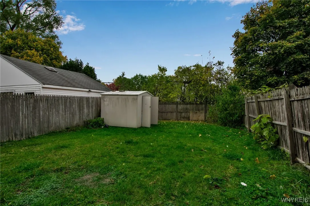 67 Lockwood Avenue, Buffalo, New York 14220, Buffalo, New York 14220, 3 Bedrooms Bedrooms, 7 Rooms Rooms,1 BathroomBathrooms,Residential,For Sale,67 Lockwood Avenue, Buffalo, New York 14220,0,B1650307