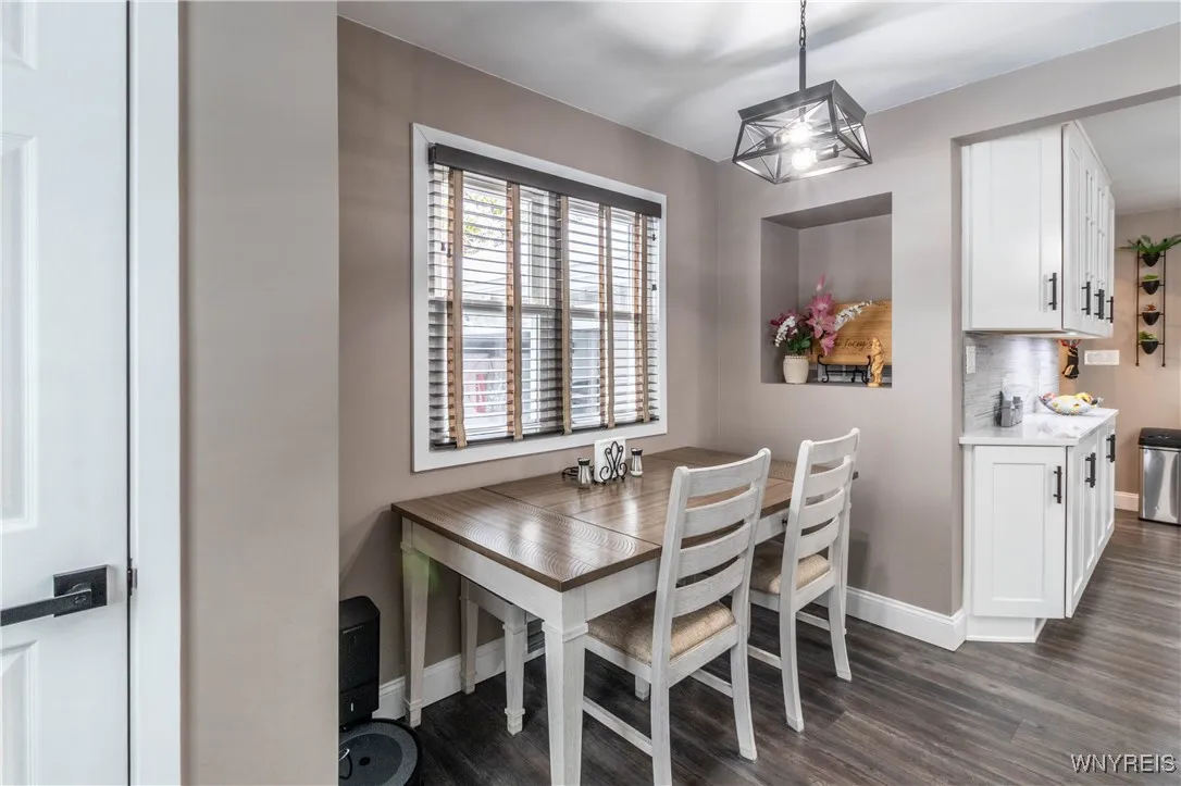 1057 Elliott Dr Drive, Lewiston, New York 14092, Lewiston, New York 14092, 3 Bedrooms Bedrooms, 5 Rooms Rooms,1 BathroomBathrooms,Residential,For Sale,1057 Elliott Dr Drive, Lewiston, New York 14092,0,B1648873