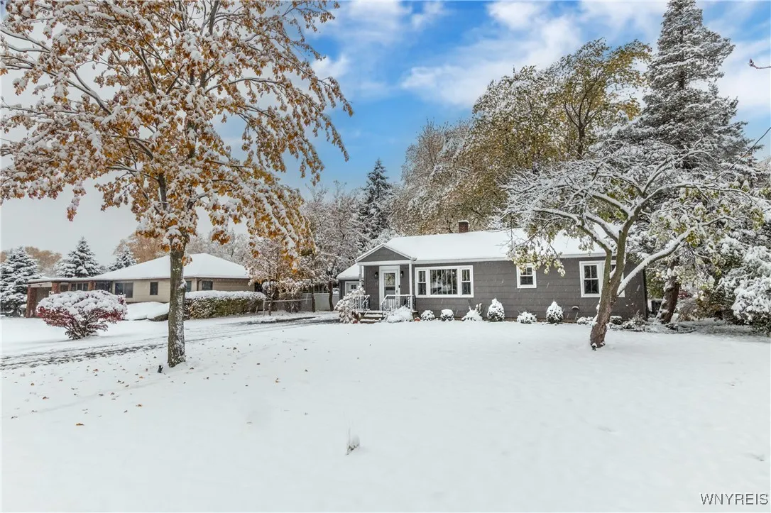 1057 Elliott Dr Drive, Lewiston, New York 14092, Lewiston, New York 14092, 3 Bedrooms Bedrooms, 5 Rooms Rooms,1 BathroomBathrooms,Residential,For Sale,1057 Elliott Dr Drive, Lewiston, New York 14092,0,B1648873