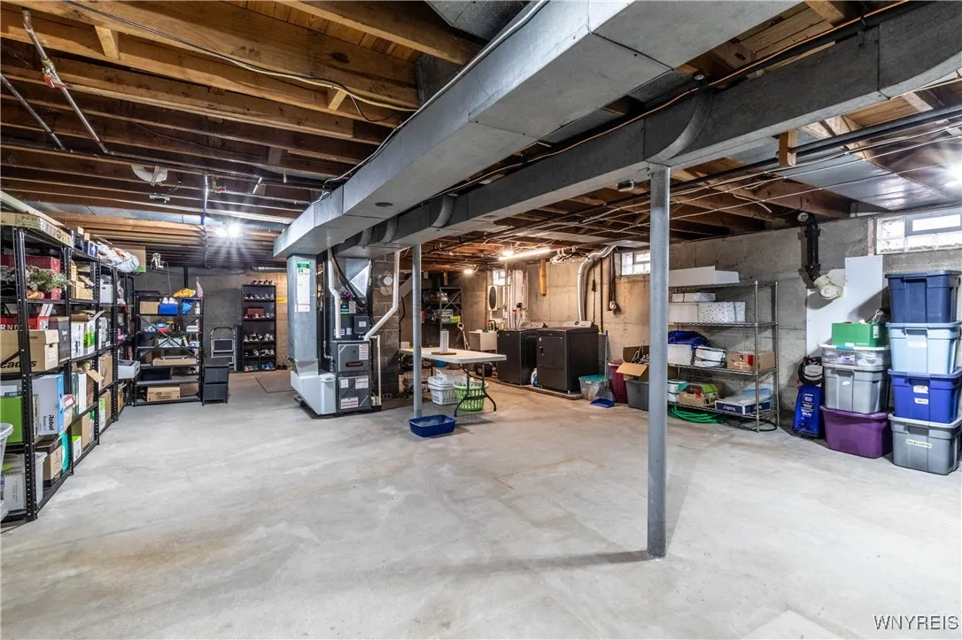 1057 Elliott Dr Drive, Lewiston, New York 14092, Lewiston, New York 14092, 3 Bedrooms Bedrooms, 5 Rooms Rooms,1 BathroomBathrooms,Residential,For Sale,1057 Elliott Dr Drive, Lewiston, New York 14092,0,B1648873