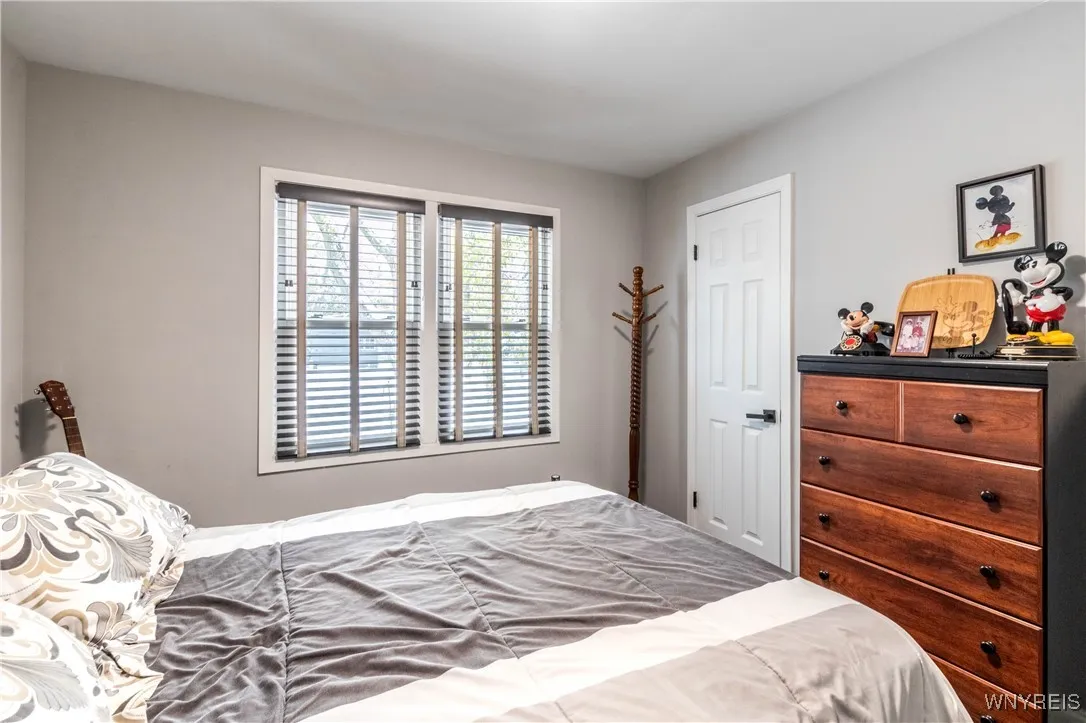 1057 Elliott Dr Drive, Lewiston, New York 14092, Lewiston, New York 14092, 3 Bedrooms Bedrooms, 5 Rooms Rooms,1 BathroomBathrooms,Residential,For Sale,1057 Elliott Dr Drive, Lewiston, New York 14092,0,B1648873