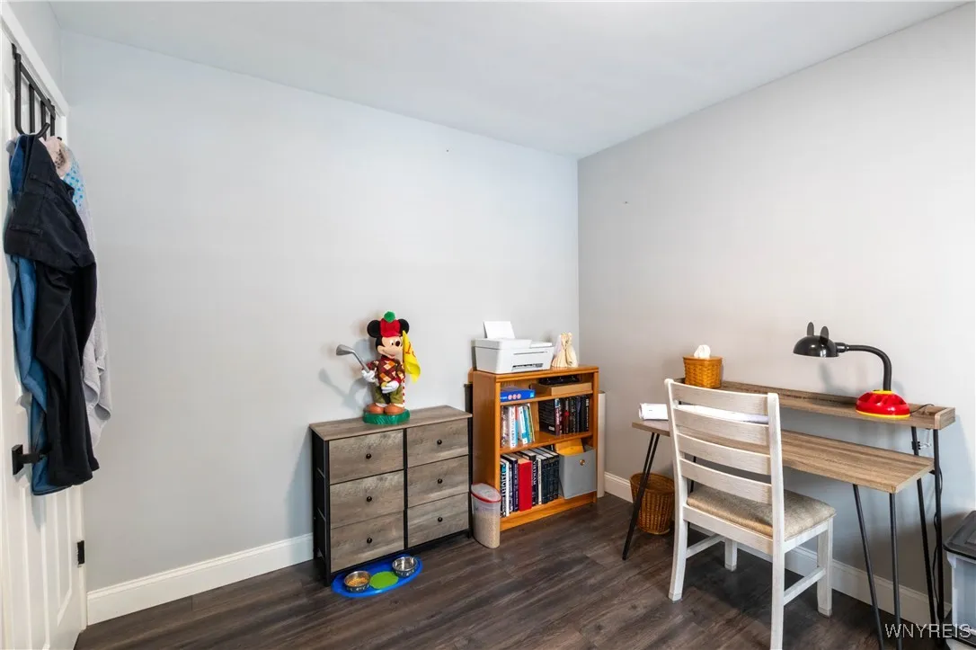 1057 Elliott Dr Drive, Lewiston, New York 14092, Lewiston, New York 14092, 3 Bedrooms Bedrooms, 5 Rooms Rooms,1 BathroomBathrooms,Residential,For Sale,1057 Elliott Dr Drive, Lewiston, New York 14092,0,B1648873