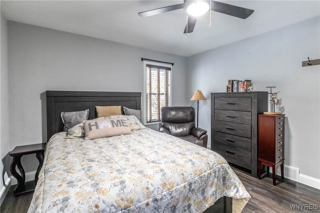 1057 Elliott Dr Drive, Lewiston, New York 14092, Lewiston, New York 14092, 3 Bedrooms Bedrooms, 5 Rooms Rooms,1 BathroomBathrooms,Residential,For Sale,1057 Elliott Dr Drive, Lewiston, New York 14092,0,B1648873