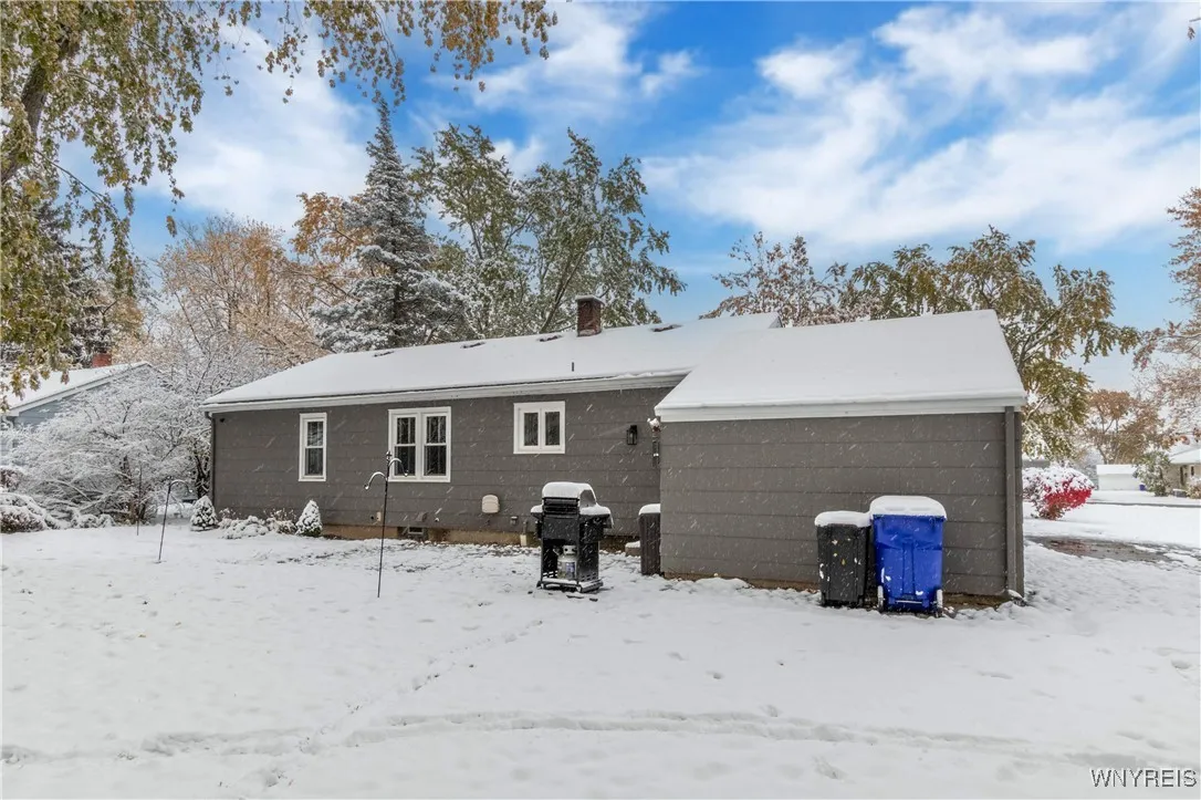 1057 Elliott Dr Drive, Lewiston, New York 14092, Lewiston, New York 14092, 3 Bedrooms Bedrooms, 5 Rooms Rooms,1 BathroomBathrooms,Residential,For Sale,1057 Elliott Dr Drive, Lewiston, New York 14092,0,B1648873