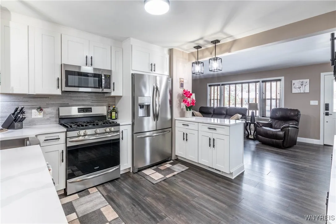 1057 Elliott Dr Drive, Lewiston, New York 14092, Lewiston, New York 14092, 3 Bedrooms Bedrooms, 5 Rooms Rooms,1 BathroomBathrooms,Residential,For Sale,1057 Elliott Dr Drive, Lewiston, New York 14092,0,B1648873