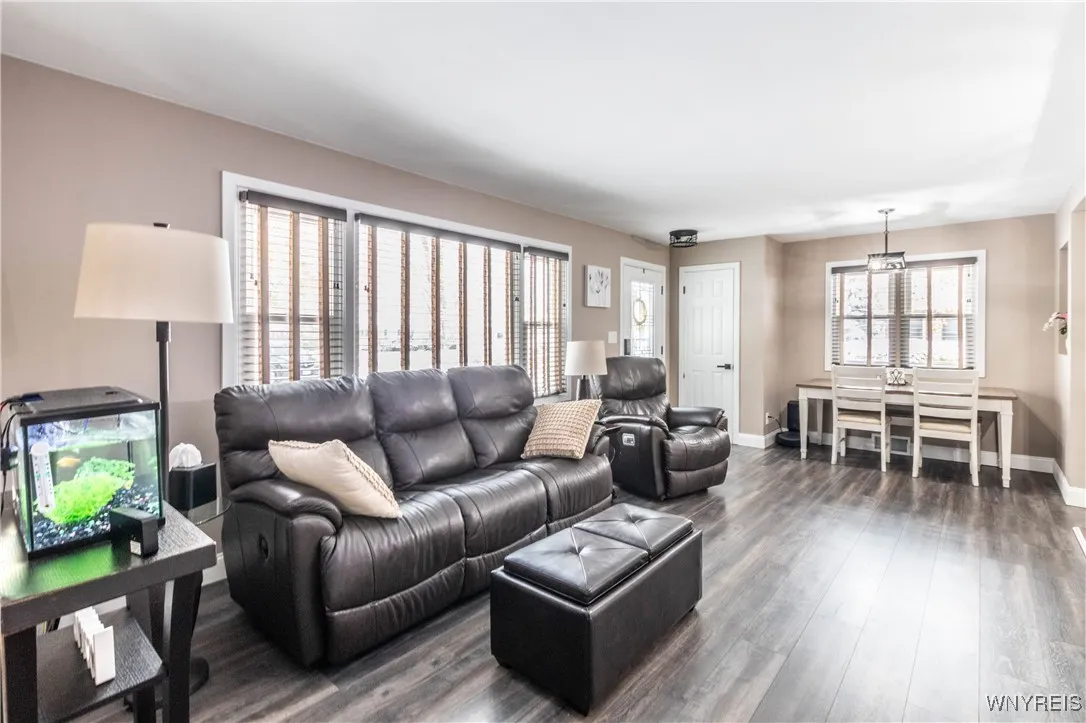 1057 Elliott Dr Drive, Lewiston, New York 14092, Lewiston, New York 14092, 3 Bedrooms Bedrooms, 5 Rooms Rooms,1 BathroomBathrooms,Residential,For Sale,1057 Elliott Dr Drive, Lewiston, New York 14092,0,B1648873