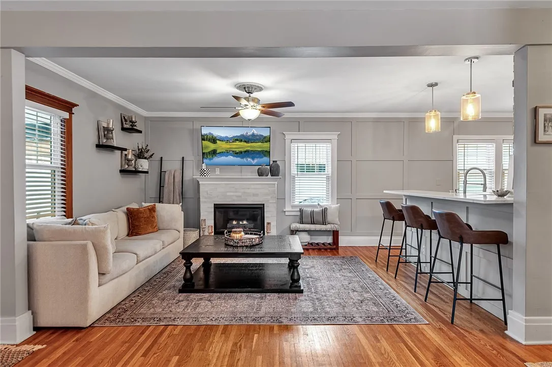 57 Larchmont Road, Buffalo, New York 14214, Buffalo, New York 14214, 4 Bedrooms Bedrooms, 8 Rooms Rooms,2 BathroomsBathrooms,Residential,For Sale,57 Larchmont Road, Buffalo, New York 14214,0,R1650353