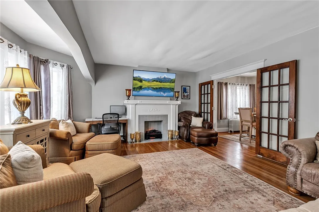 57 Larchmont Road, Buffalo, New York 14214, Buffalo, New York 14214, 4 Bedrooms Bedrooms, 8 Rooms Rooms,2 BathroomsBathrooms,Residential,For Sale,57 Larchmont Road, Buffalo, New York 14214,0,R1650353